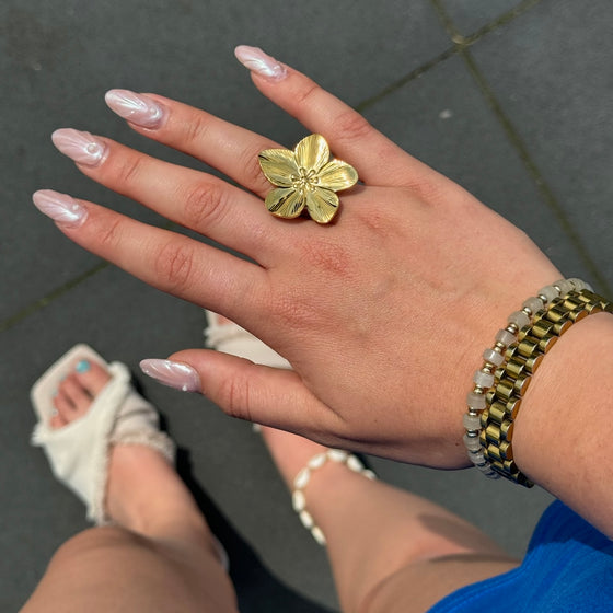 Big Flower ring