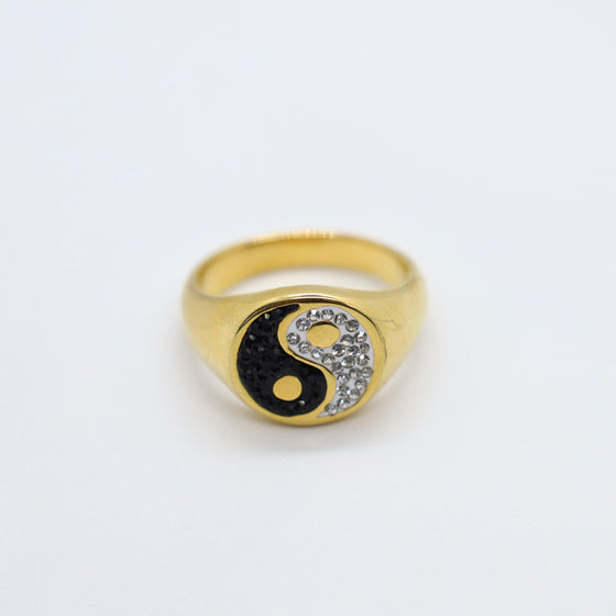 Yin Yang Ring